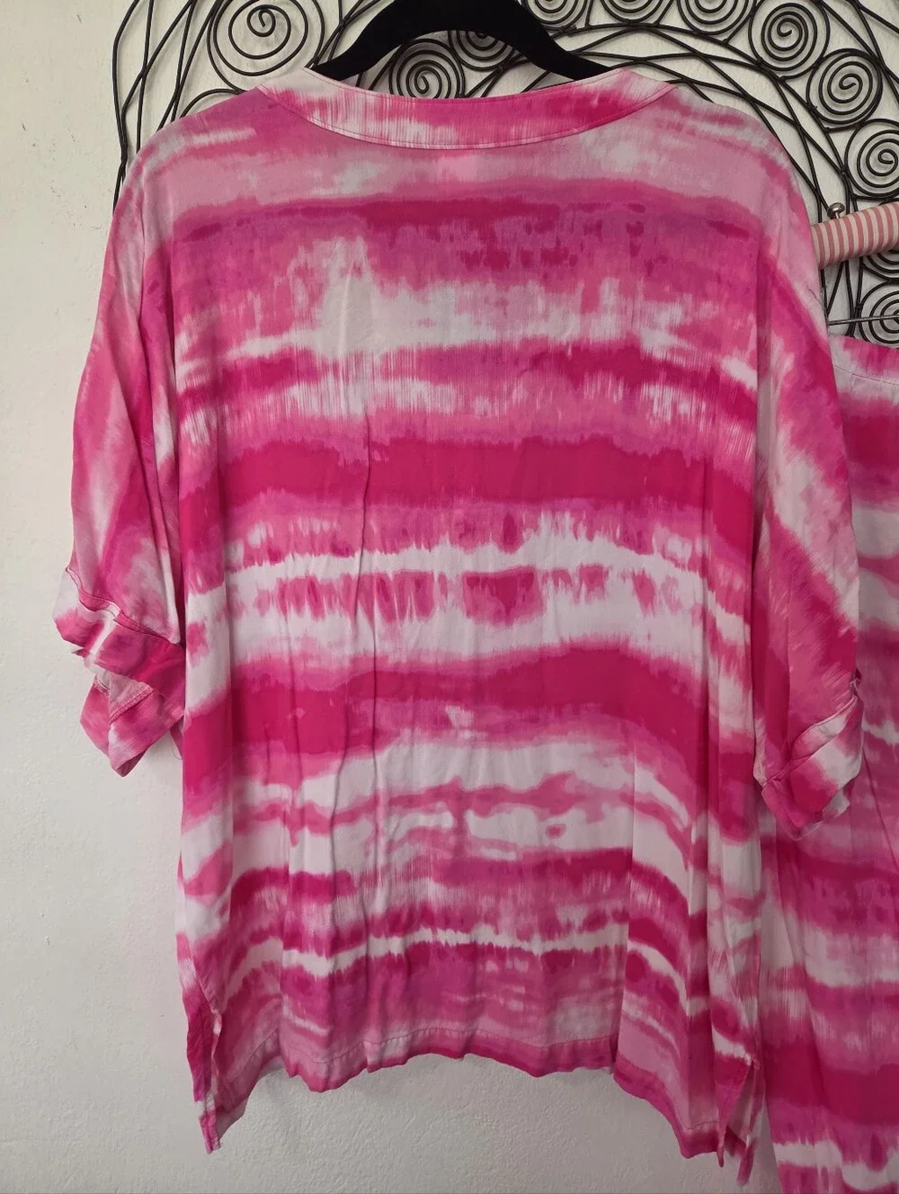 Natori Women’s Large Pink White Tie Dye 2 Piece Lounge Set Cropped Pants - Picture 13 of 14